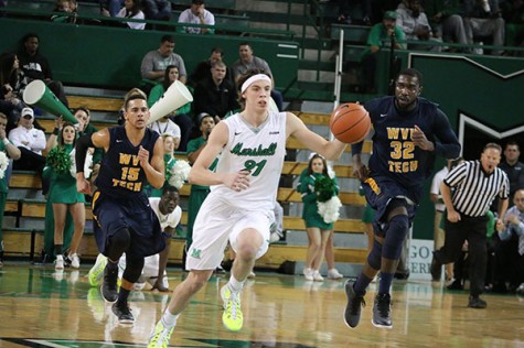 GALLERY: Herd routs Golden Bears, improves to 3-0