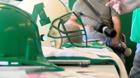 Marshall athletics opens time capsule after 25 years