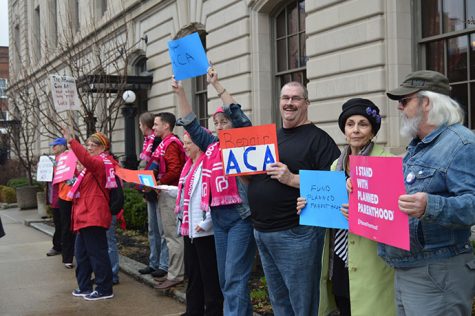 ‘Rally for Healthcare’ strives to show importance of the ACA, Planned Parenthood