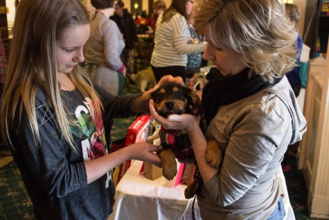 Dog Bowl raises funds at Colonial Lanes