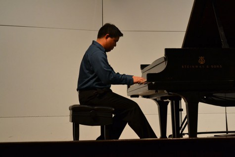 Competition winner performs concert