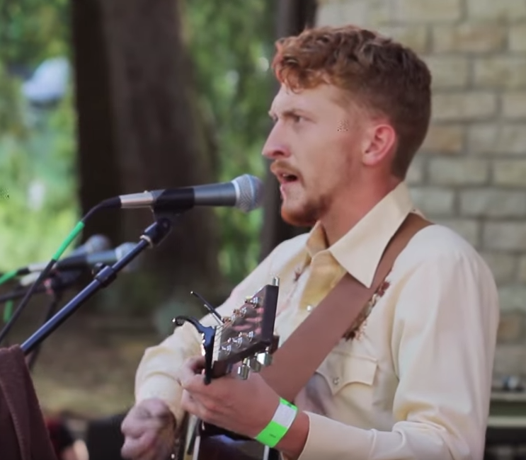 Tyler+Childers+at+the+2014+Huntington+Music+and+Arts+Festival.