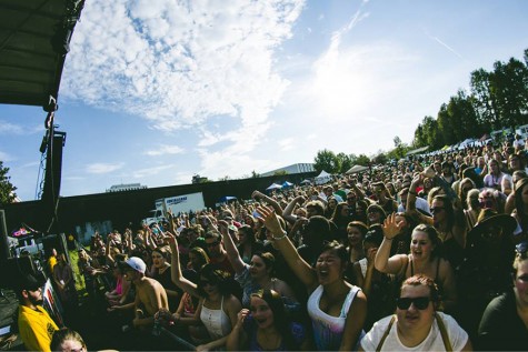 FEST: 2 brings large to David Harris River Front Park