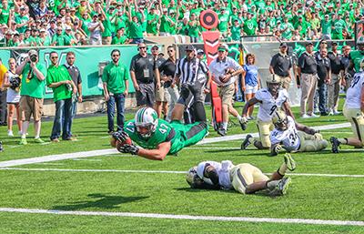 Devin Johnson catches pass at Marshall v. Purdue game.