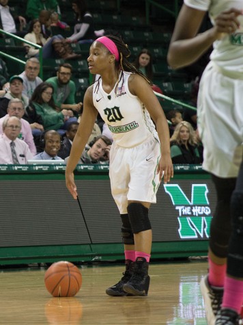Women’s basketball heads to Charlotte looking to rebound from loss to WKU