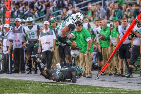 Herd football leads Charlotte 7-0 at halftime