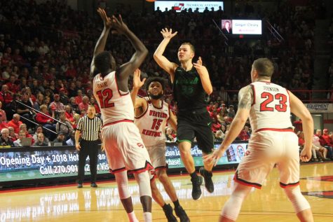 Herd hoops fights for first place, falls to WKU in rematch