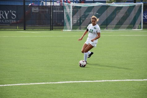 Women’s soccer drops first home match