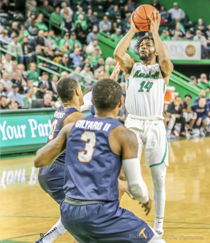 Men’s basketball heads to Texas for contests at North Texas, Rice