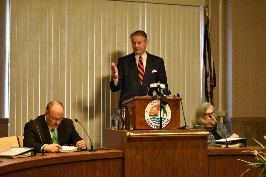 Huntington+Mayor+Steve+Williams+delivers+the+2019+State+of+the+City+address%2C+Friday+in+the+City+Council+Chambers.