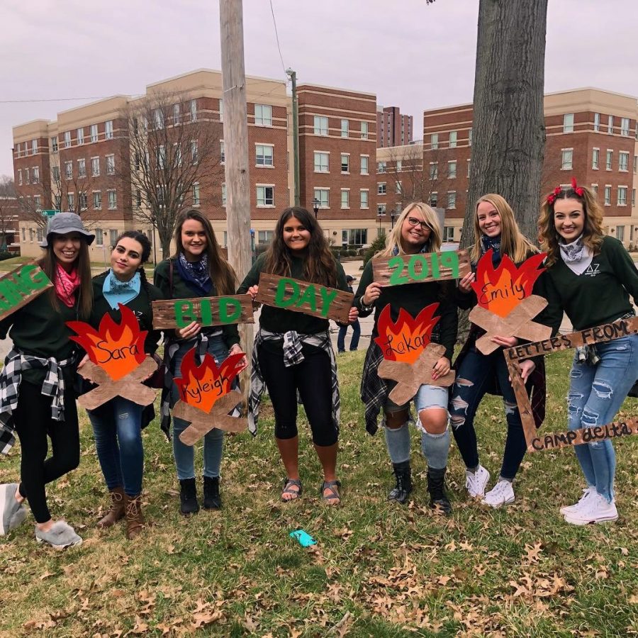Sororities Alpha Chi Omega and Delta Zeta welcomed new members at their annual spring Bid Day.