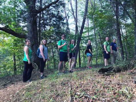 Students take a hike from stress with Hiking Herd club