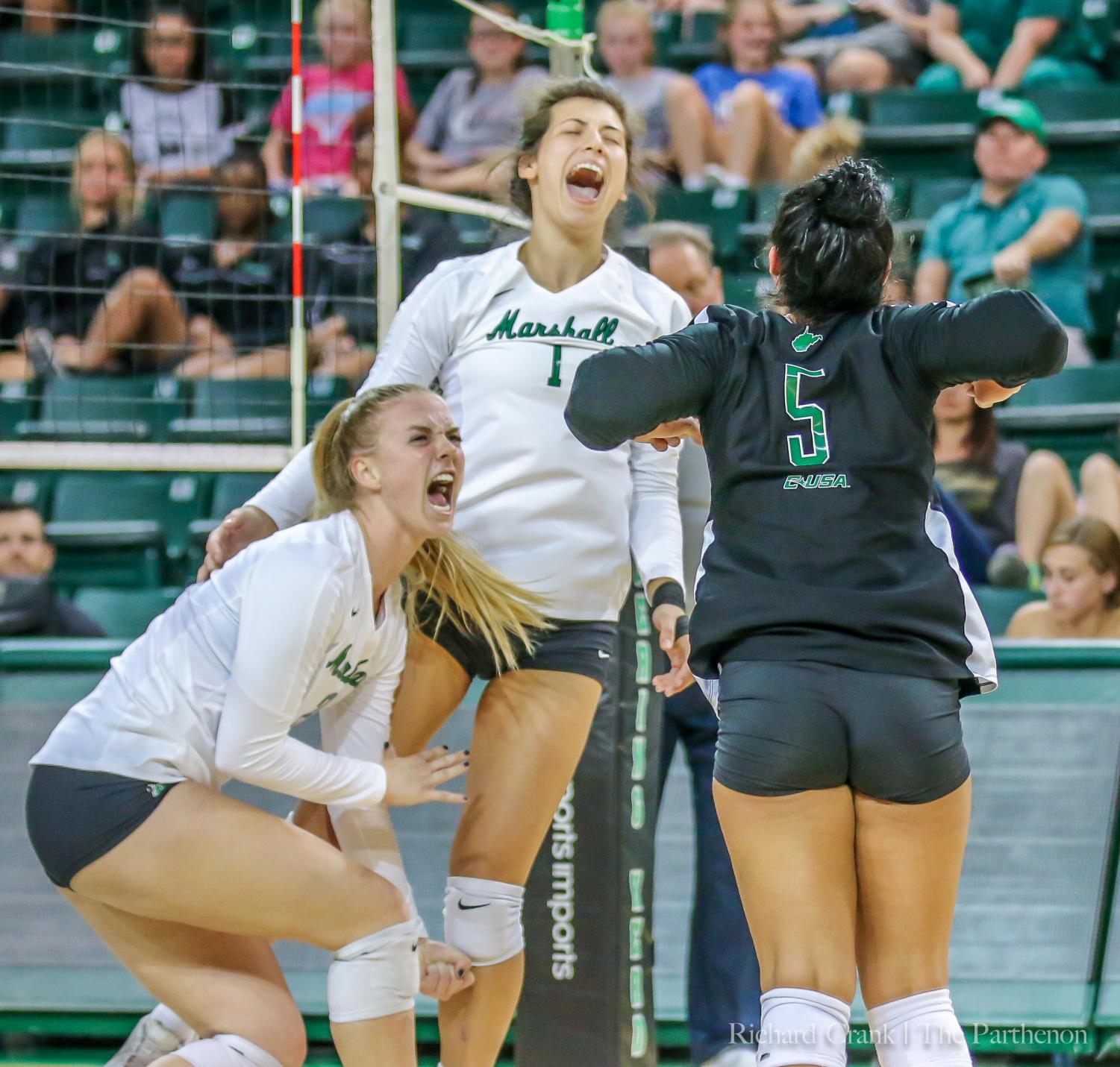 Marshall volleyball starts Conference season 2-0 – The Parthenon