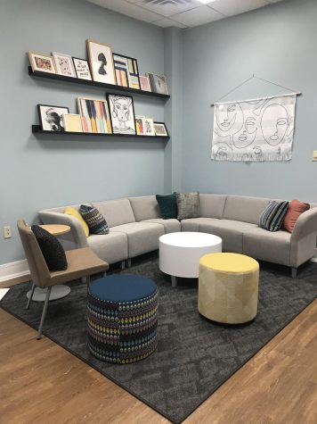 A lounging area for students in the new Womens and Gender Center.