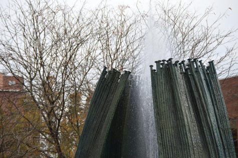 Community to remember 75 with fountain ceremony