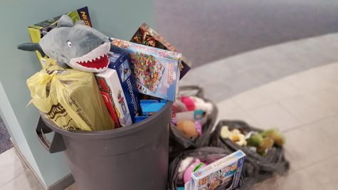 Marshall organizations partner with A.D. Lewis Community Center for toy drive