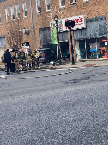 Vehicle crashes into pizza restaurant near Marshall’s campus