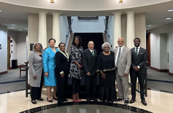 Black Alumni Hall of Fame Inductees and Behalfs (from left to right) : Cheryl White (on behalf of Roy Goines), Wendy Thomas (on behalf of Ed Starling), Marie Redd, Dr. Kimberly Austin, Joseph Williams, Victoria Smith, William Smith and Delegate Sean Hornbuckle.