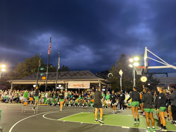Marshall athletics sponsored Hoops in Huntington, which featured the athletes interacting with fans and competing with one another.
