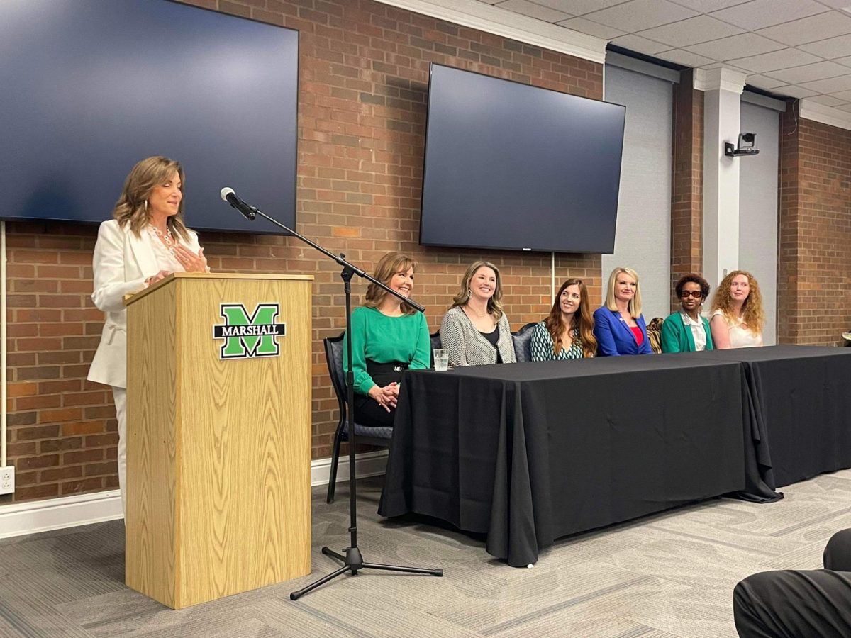 Marshall First Lady Alys Smith introduced six female journalists for her fourth namesake symposium.