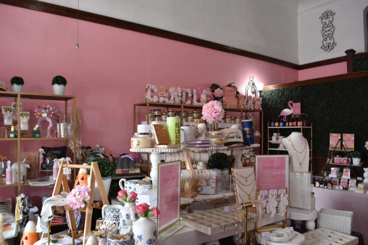 The Haute Wick Social features candle-making, as well as various knick-knacks. (The Parthenon/Kaitlyn Fleming)