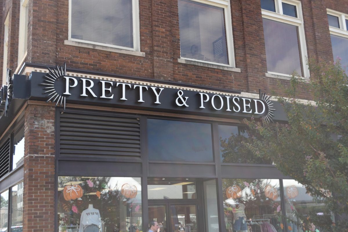 Pretty and Poised storefront (The Parthenon/Phoenix Bishop)