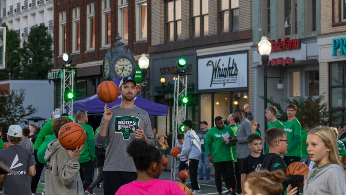 20251017-hoops-nate-01