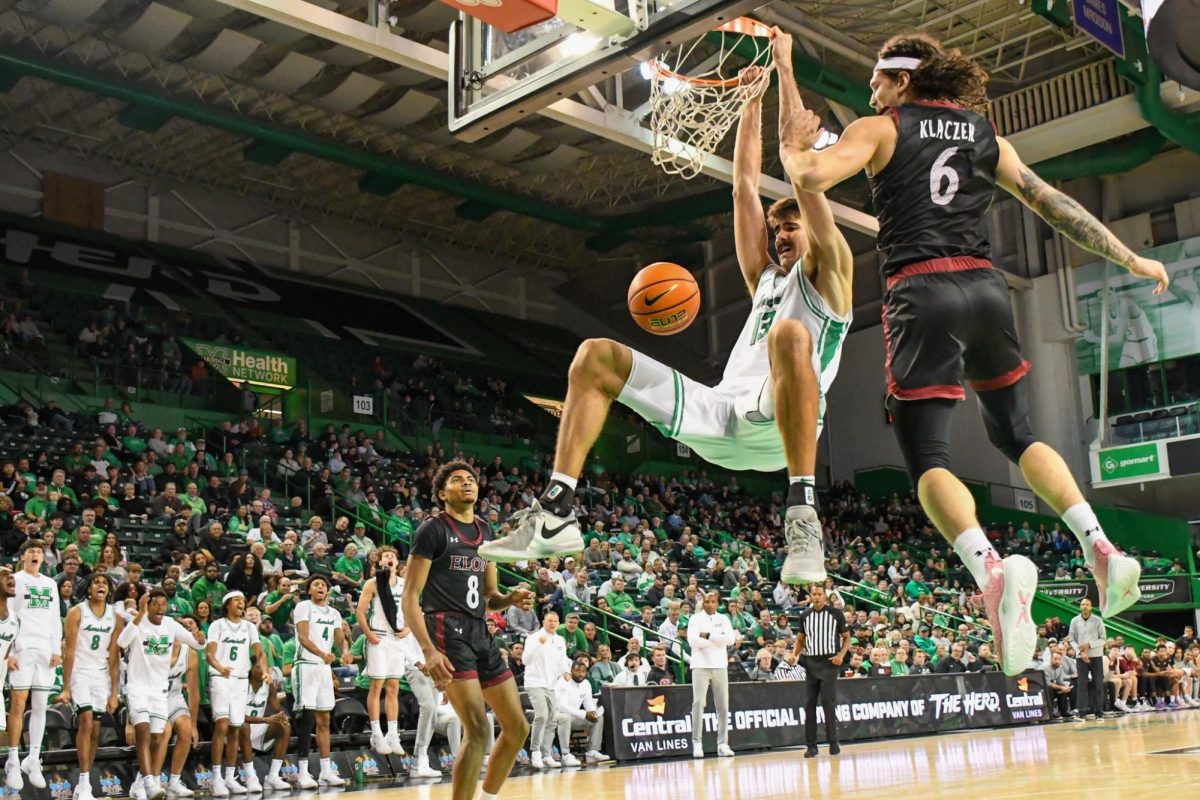 GALLERY: Men's Basketball vs. Elon